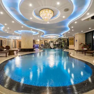 **** Отель V-hotel Вьетнам